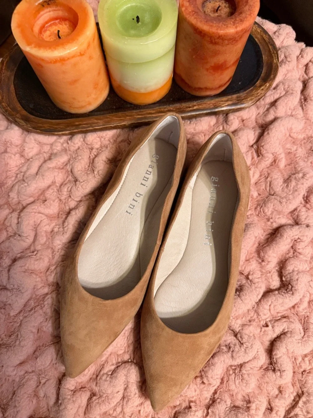 Gianni Bini Camel Suede Pointed-Toe Flats/New without tag